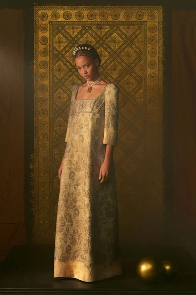 Look 3